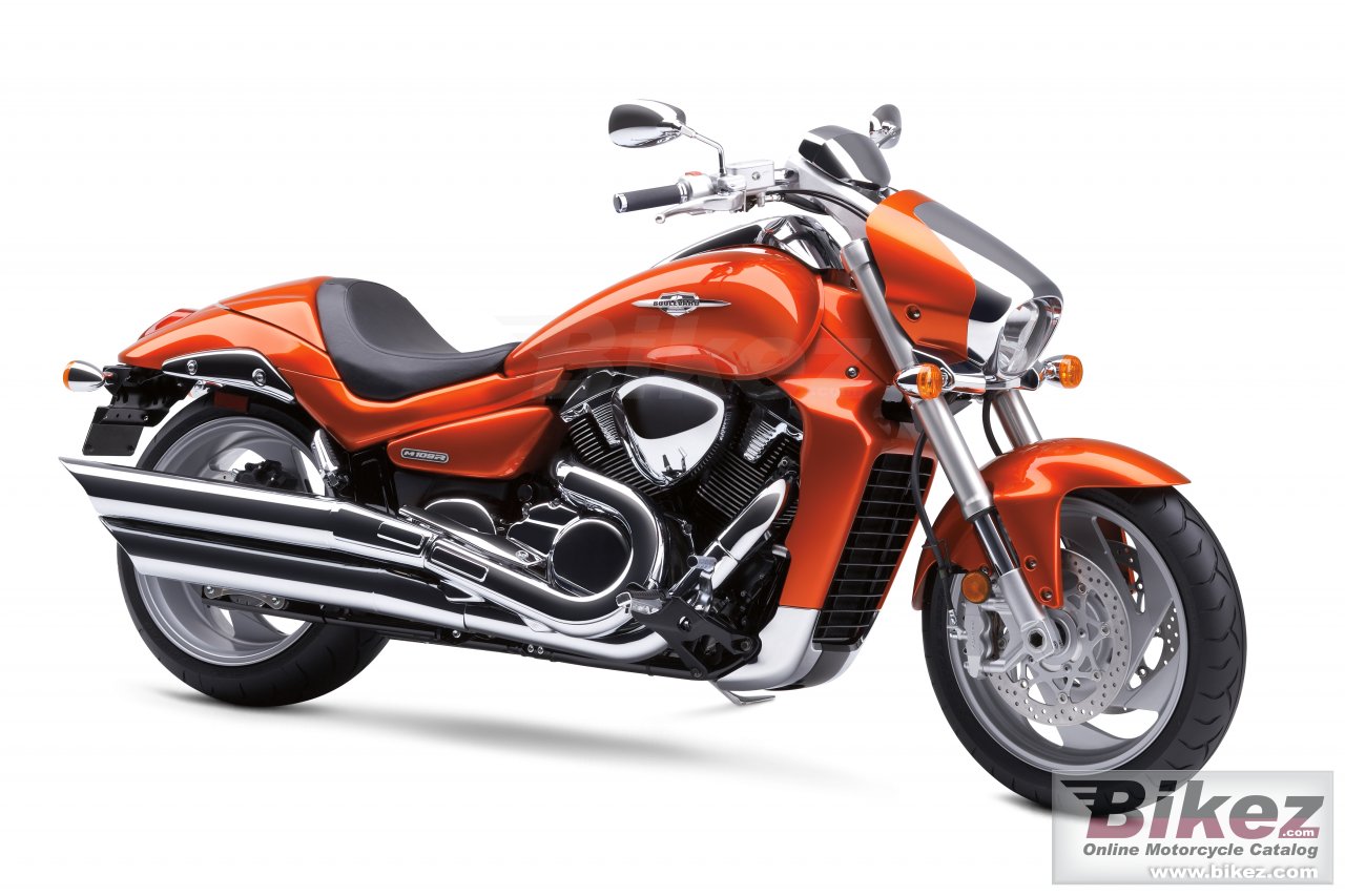 Big Suzuki boulevard m109r picture and wallpaper from Bikez.com